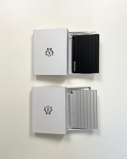 Rimowa Cardholder for 17 Pro Max - Image 1