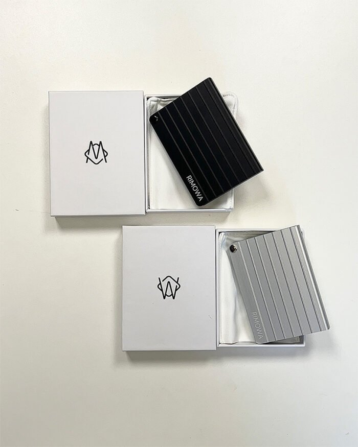 Rimowa Cardholder for 17 Pro Max