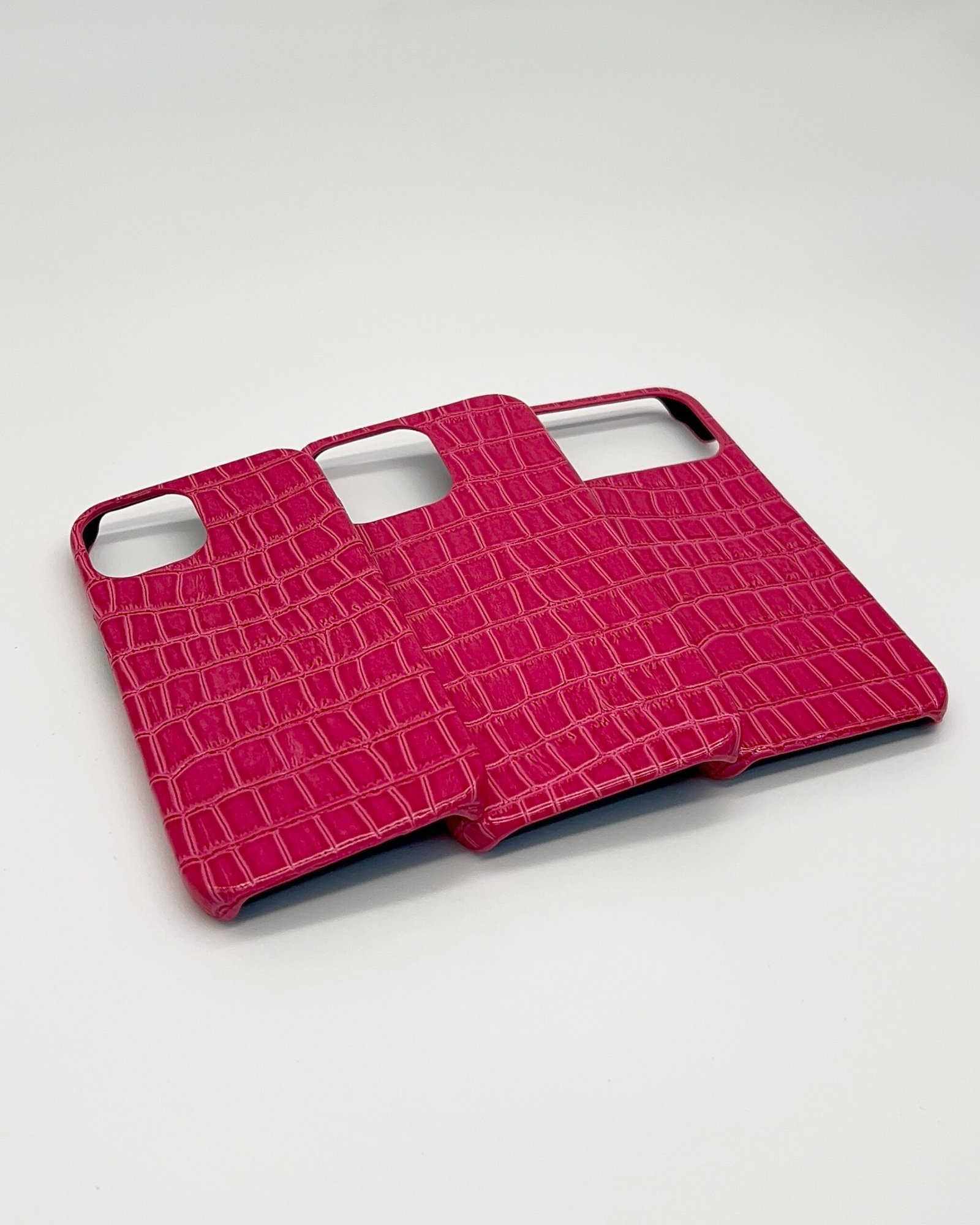 IMG_1289 Timsah Patterned Case (Hot Pink) - Image 1